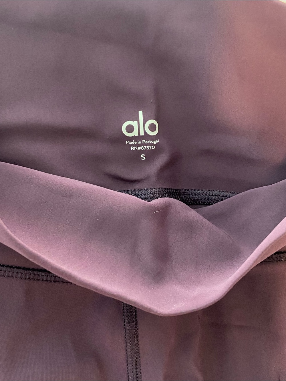Alo High-Waist Ripped Leggings 7/8 - Picture 4 of 4